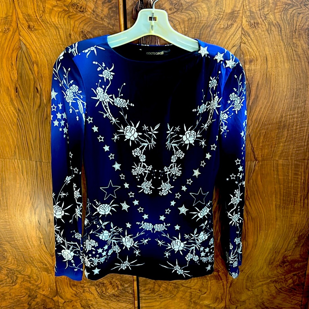 Roberto Cavalli blouse. Size 40 (US small to medium)-collector item!
